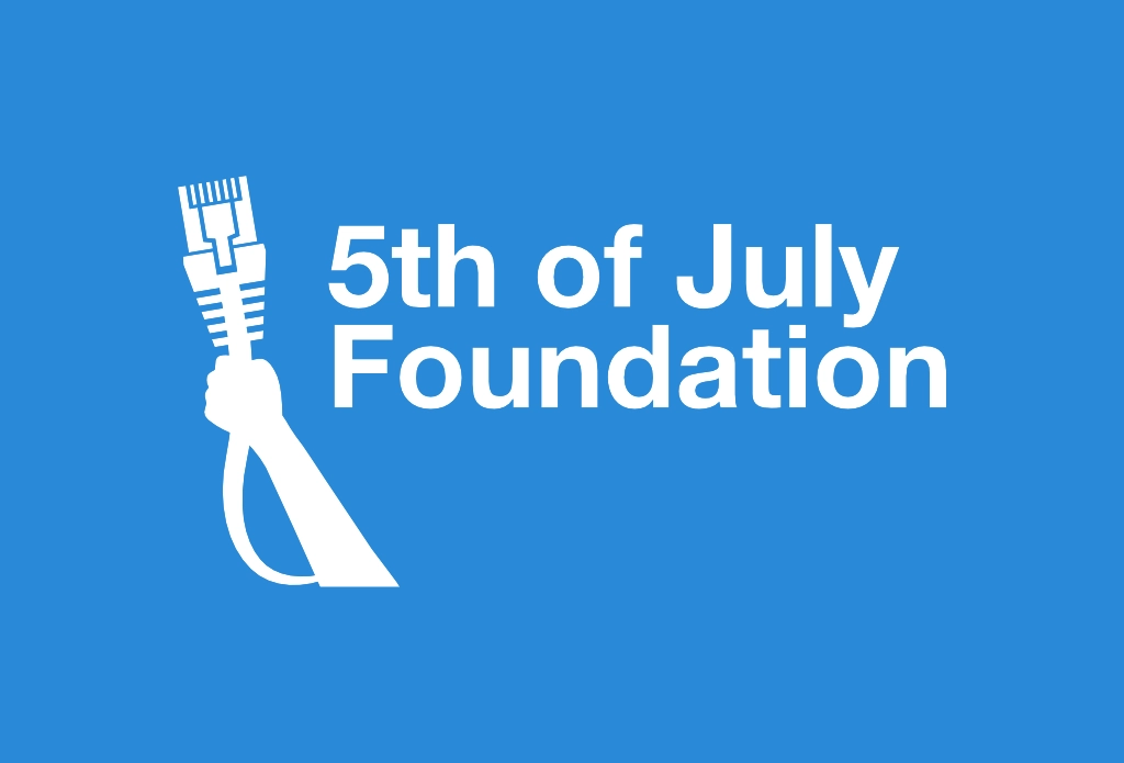 5th of July Foundation-logo, stiftelsen som driver Integrity VPN.